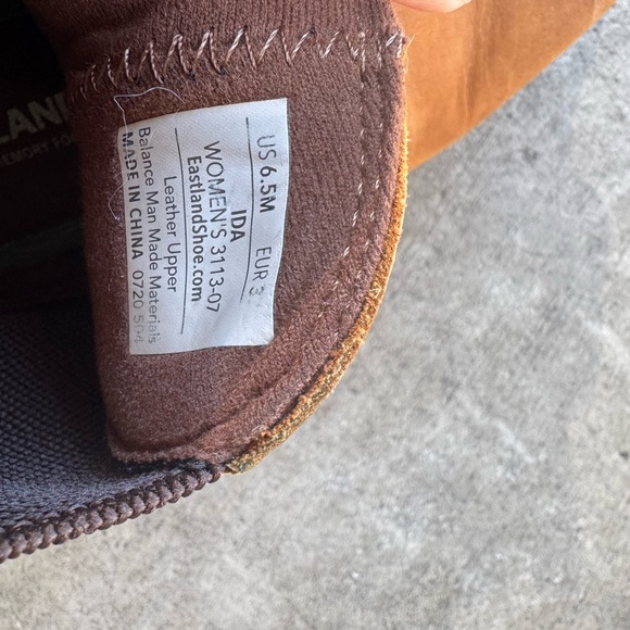 Chelsea Boots - Picture 3 of 7